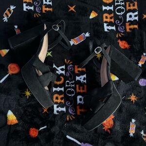 A New Day Black Chunky Platform Riah Heels